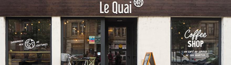 L'Église au fond du café