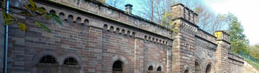 Ils s'emparent des remparts