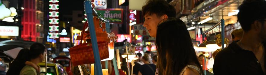 REPORTAGE PHOTO. À Chinatown, la street food mélange les cultures