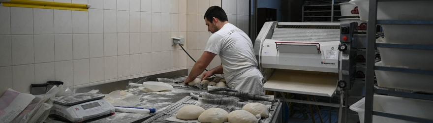 Toute la nuit, du pain sur la planche